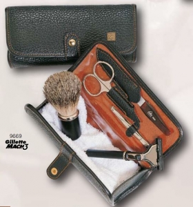 Travel Shaving & Manicure Set